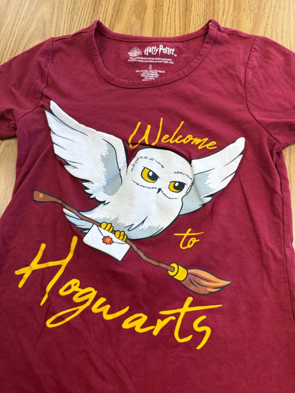 Wizarding World Kids' Burgundy "Welcome to Hogwarts" Graphic Tee-size 7 - Picture 2 of 3